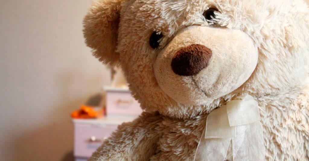 découvrez la clinique des ours en peluche, un lieu magique où les enfants peuvent soigner et dorloter leurs peluches bien-aimées. des activités ludiques et éducatives pour sensibiliser les tout-petits à la santé et à la bienveillance.